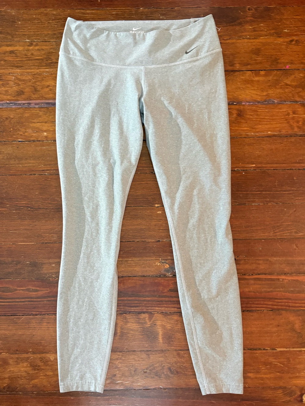 Nike dri fit gray active comfy athletic leggings pants size M